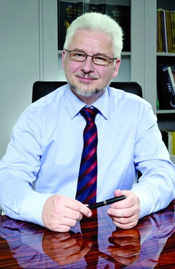 dr Marek Szczyt